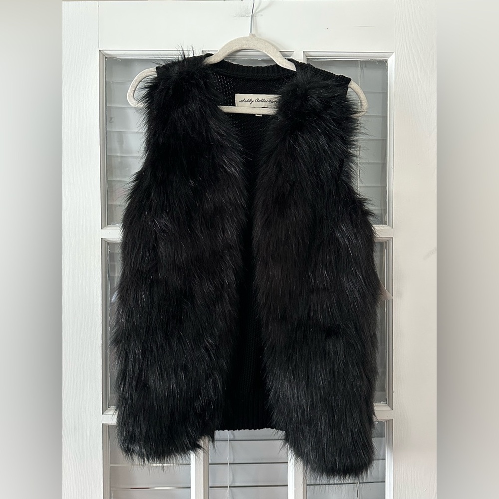 NWT Sebby Collection Women's M Black Faux Fur Knit Back Vest | SKU 0003